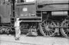 Dampflokomotive: 052 497-5: davor Lokf. Rudi Pfau; Duisburg-Hochfeld-Süd