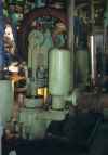 Dampfpumpe: Dampfpumpe: ein Pumpzylinder vorn